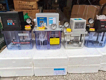 數(shù)控機(jī)床全自動(dòng)潤(rùn)滑油泵